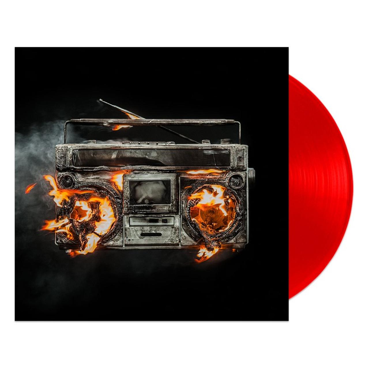 Обложка альбома green day revolution radio. Горящий радиоприемник. Green day revolution radio обложка. Green day revolution radio обложка. Green day "revolution radio".